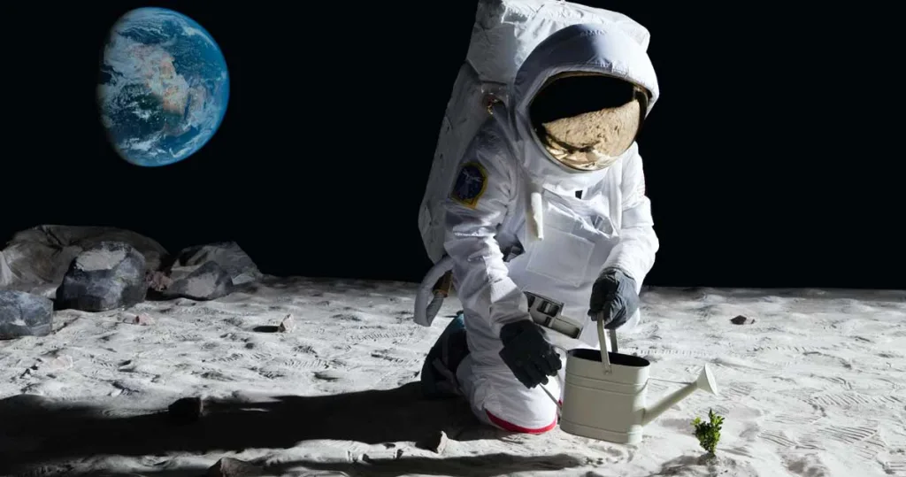 apă și combustibil de pe Lună