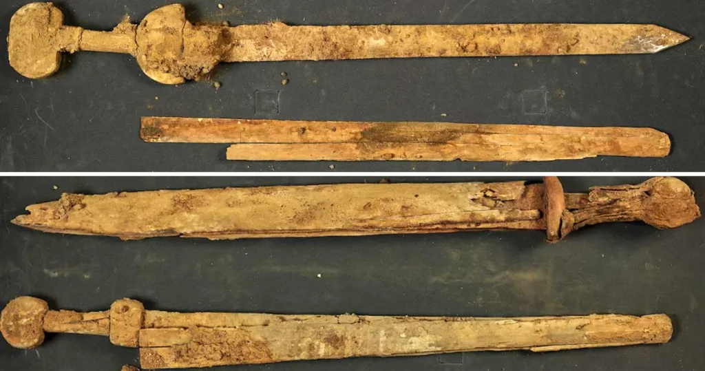 Săbiile de la Marea Moartă